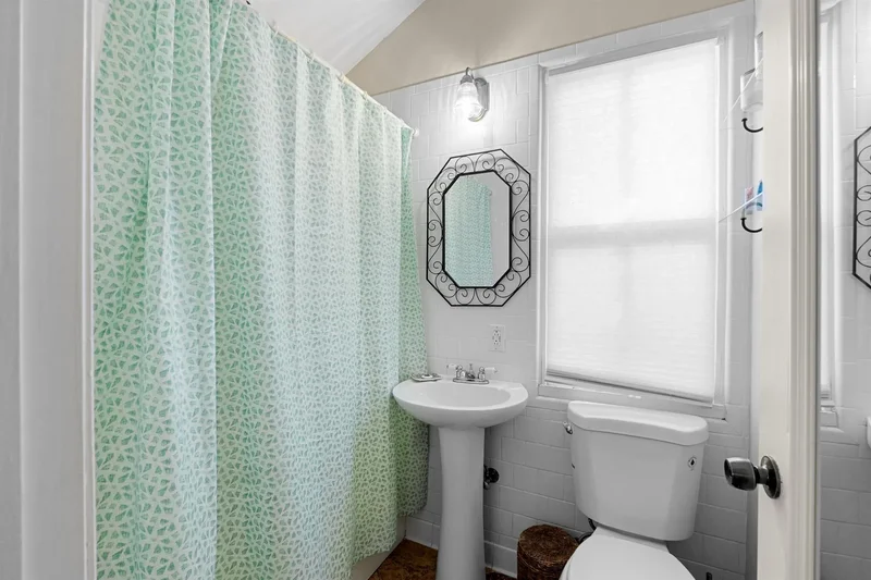 1608 Lake Avenue, West Palm Beach, Florida, United States. - Photo 51