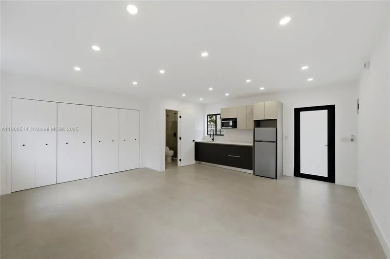 1720 SW 12th St, Miami, Florida, United States. - Photo 40
