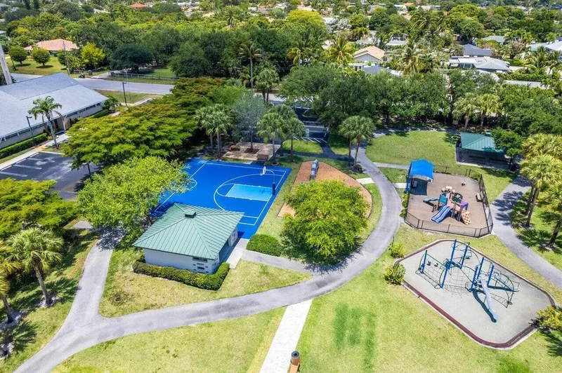 7150 W Lake Drive, West Palm Beach, Florida, United States. - Photo 69