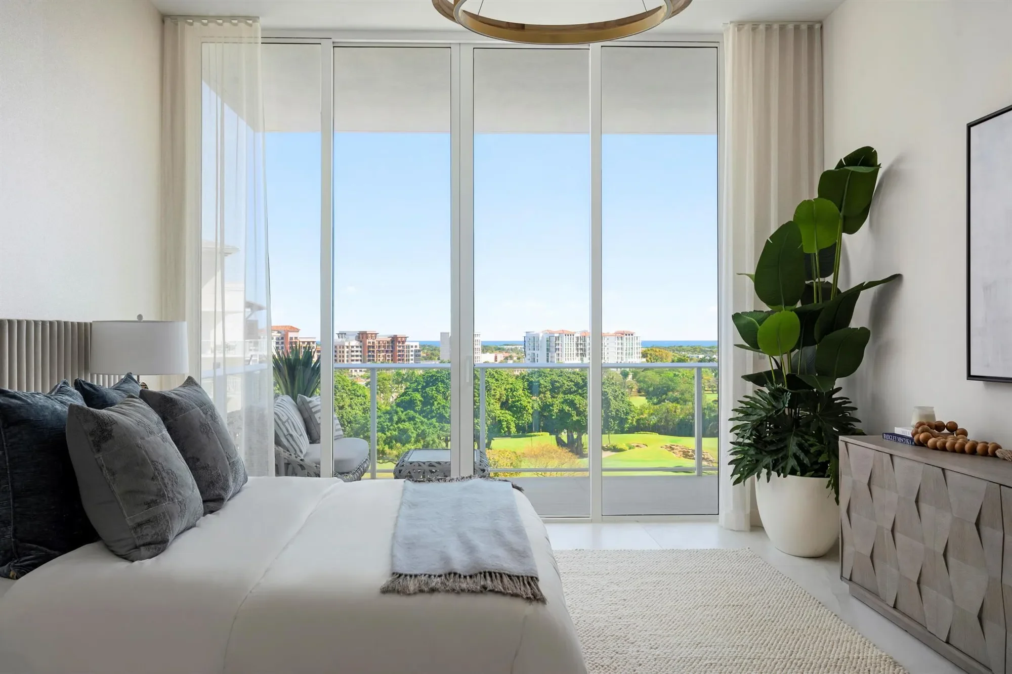 220 SE Mizner Boulevard, Boca Raton, Florida, United States. - Photo 2