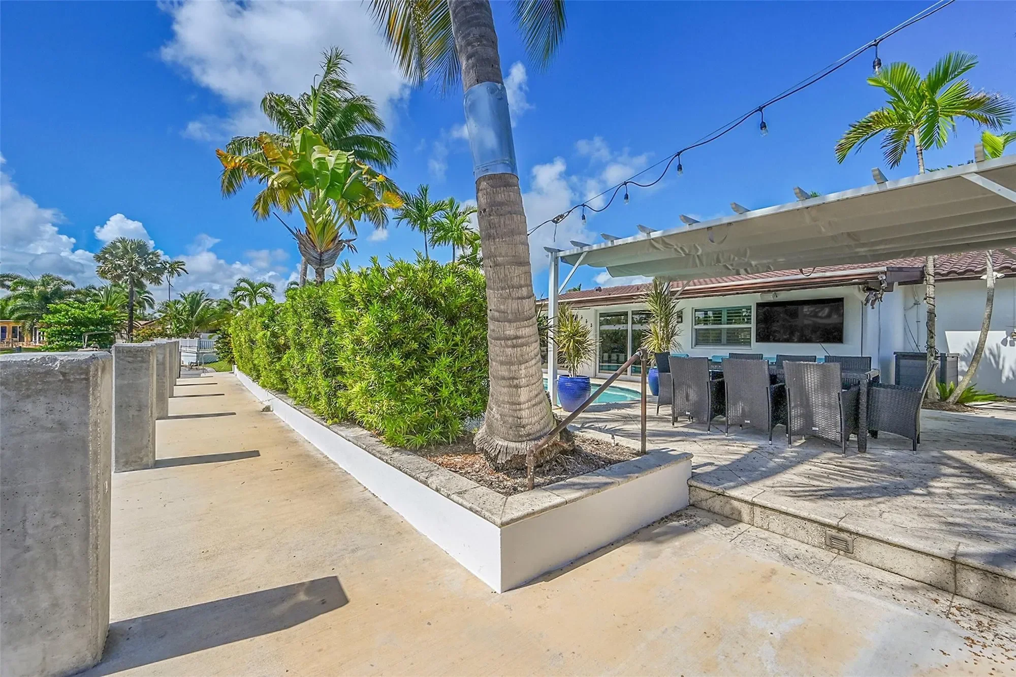 1080 SE 9th Ave, Pompano Beach, Florida, United States. - Photo 28
