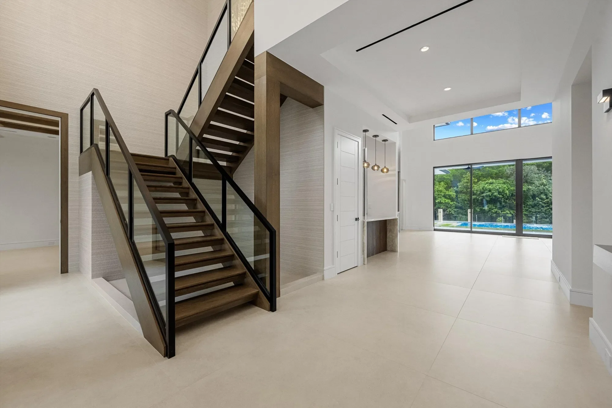 Gallery photo 12