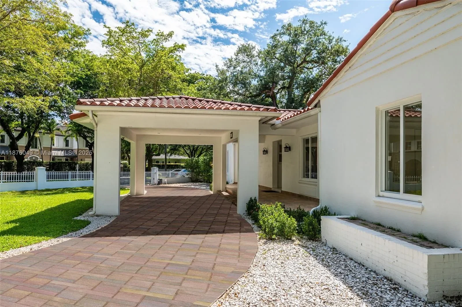 1820 Ferdinand St, Coral Gables, Florida, United States. - Photo 37