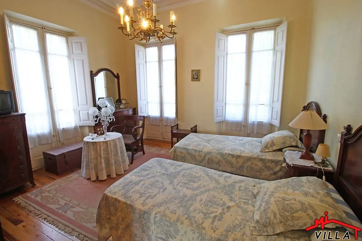 Gallery photo 8
