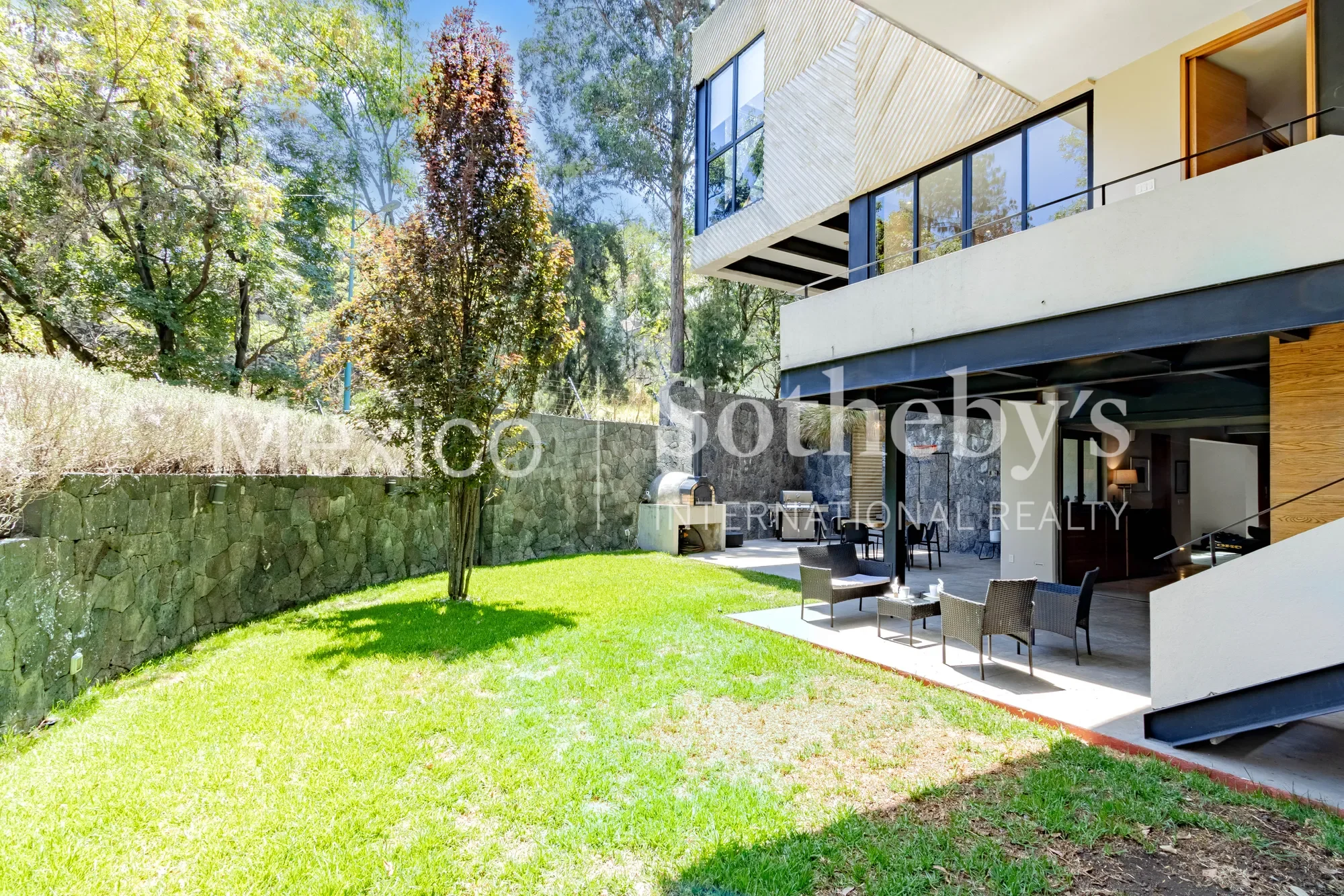 Gallery photo 5
