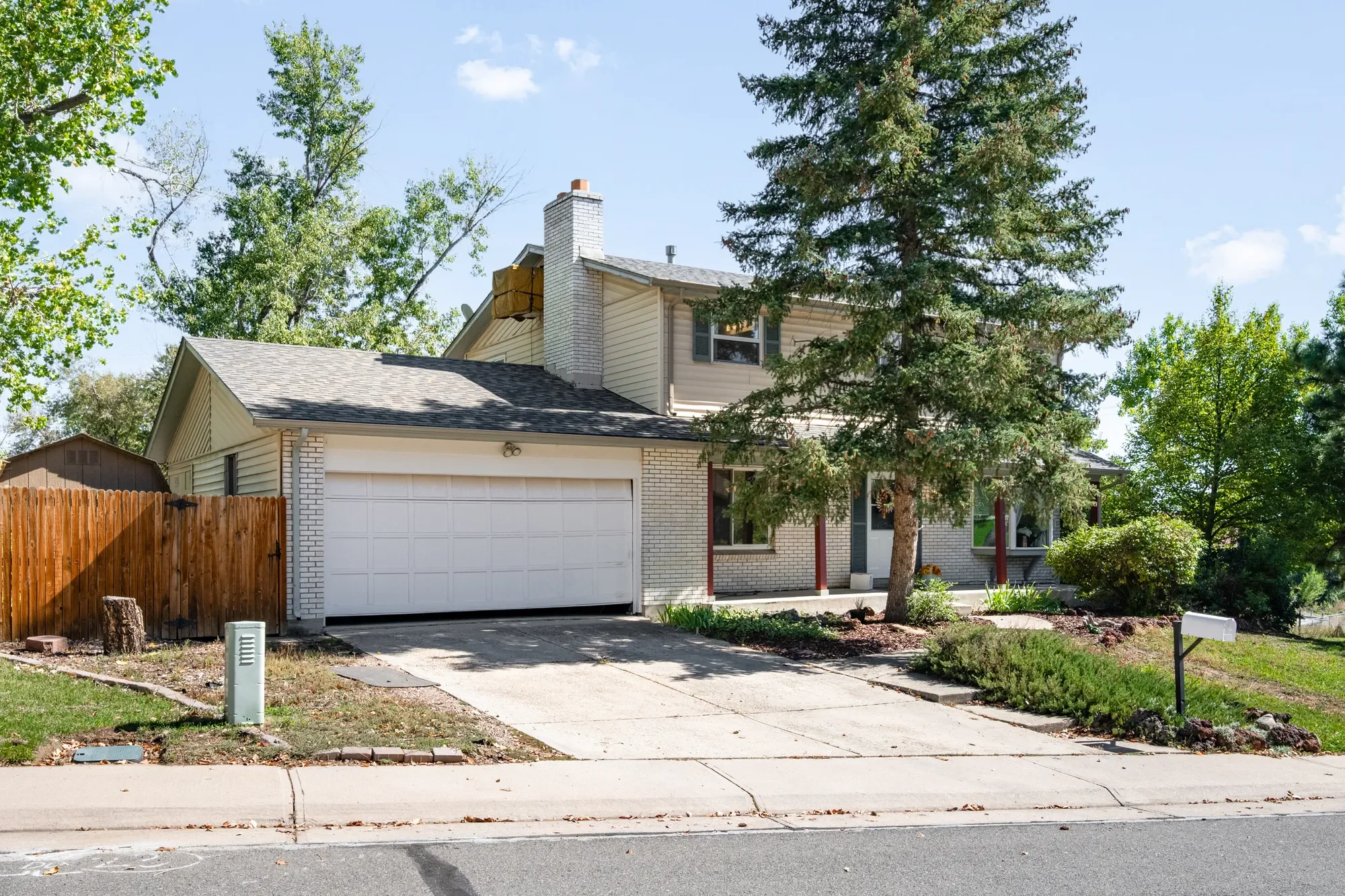 894 S Nelson Way , Lakewood, CO 80226, Lakewood, Colorado, United States. - Photo 6