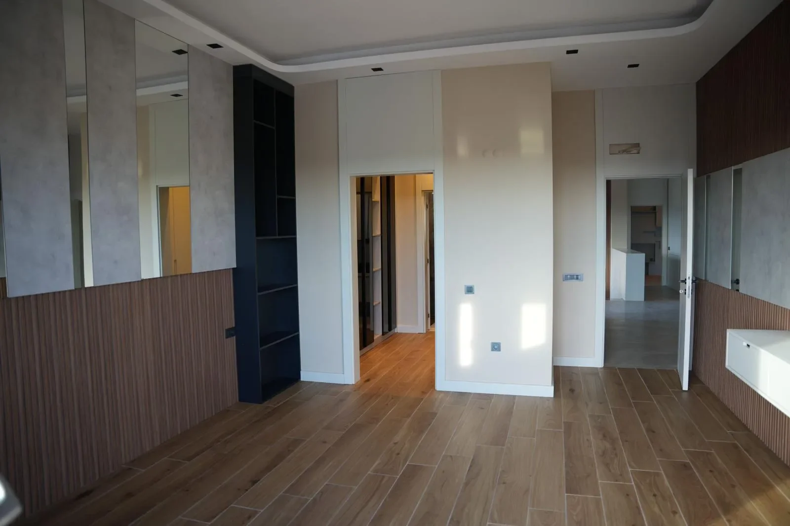 Gallery photo 6