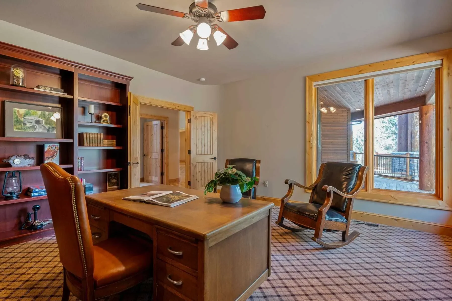 16921 Lady Caroline Drive , Sisters, OR 97759, Sisters, Oregon, United States. - Photo 29
