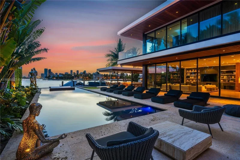 126 W San Marino Dr, Miami Beach, Florida, United States. - Photo 12