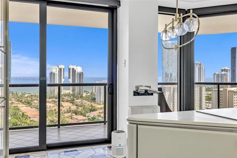 19667 Turnberry Way, Aventura, Florida, United States. - Photo 12