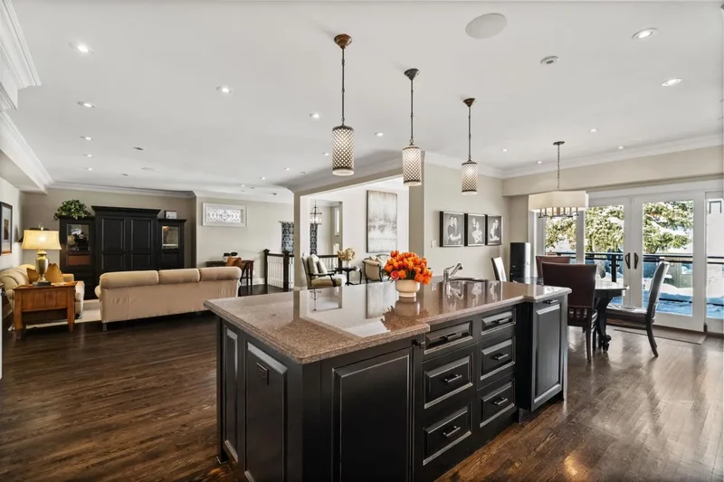 72 Teddington Park Avenue, Toronto, Ontario, Canada. - Photo 9