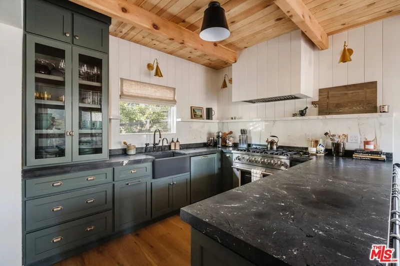 28805 North Shore Road, Lake Arrowhead, California, United States. - Photo 33