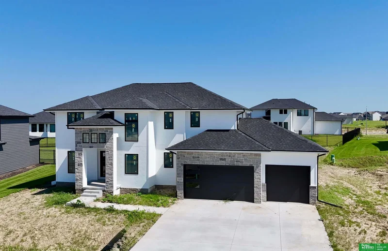 21108 Arlington Street, Elkhorn, NE 68022, Omaha, Nebraska, United States. - Photo 15