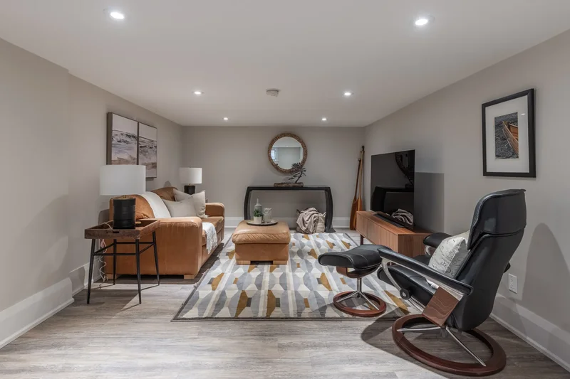 247 Douglas Ave, Oakville, ON L6J 3S2, Canada, Oakville, Ontario, Canada. - Photo 19