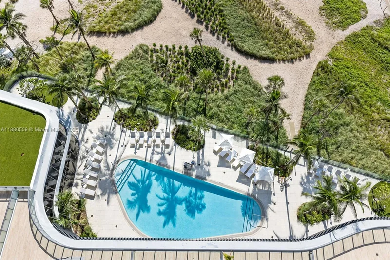 1116 N Ocean Blvd 1404, Hillsboro Beach, Florida, United States. - Photo 8