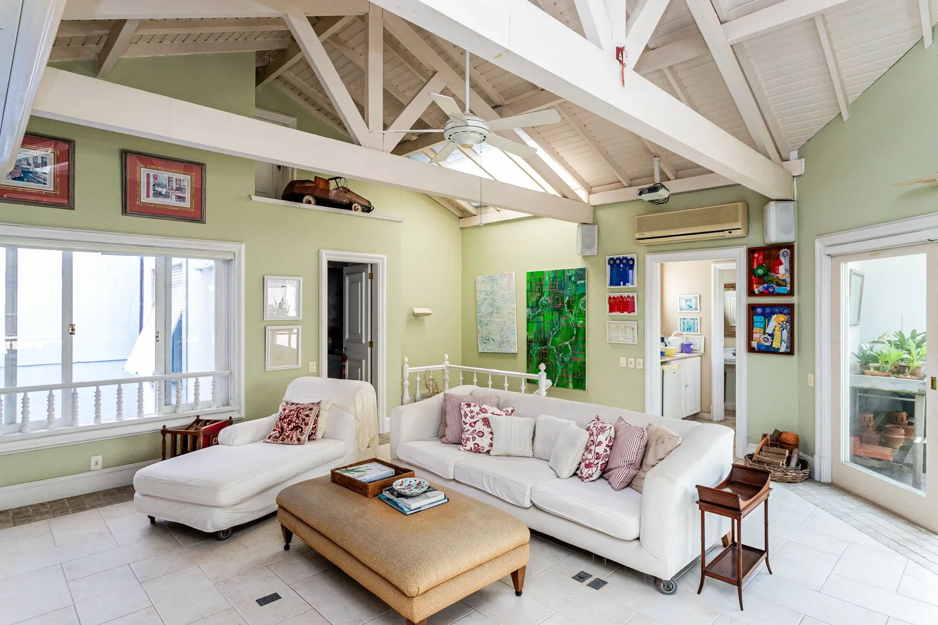 Gallery photo 6