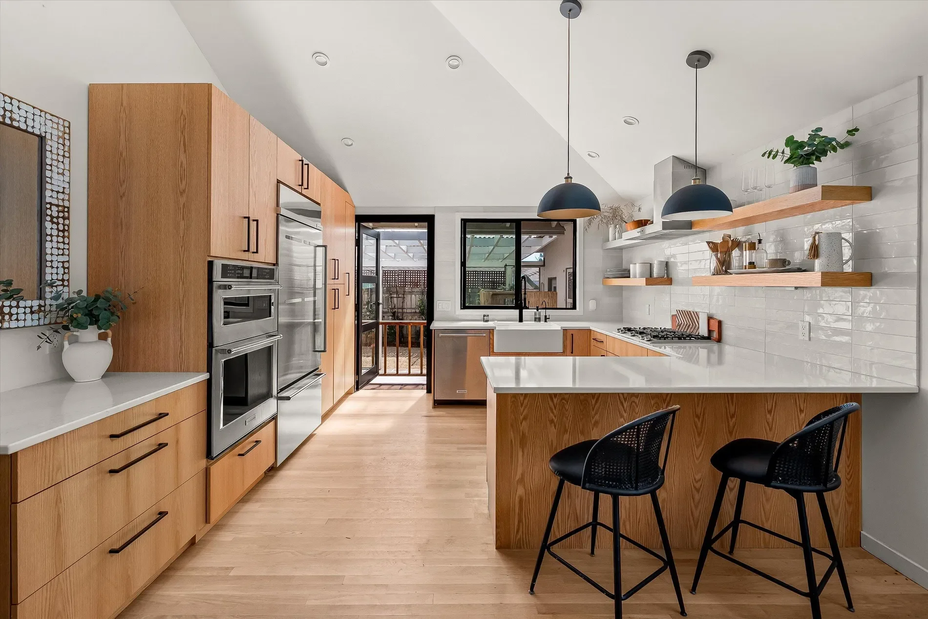 246 San Julian Avenue, Santa Barbara, California, United States. - Photo 1