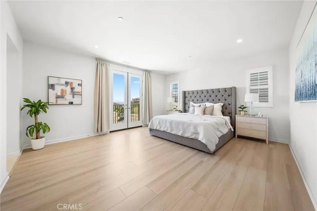 246 Canterbury, Irvine, California, United States. - Photo 28