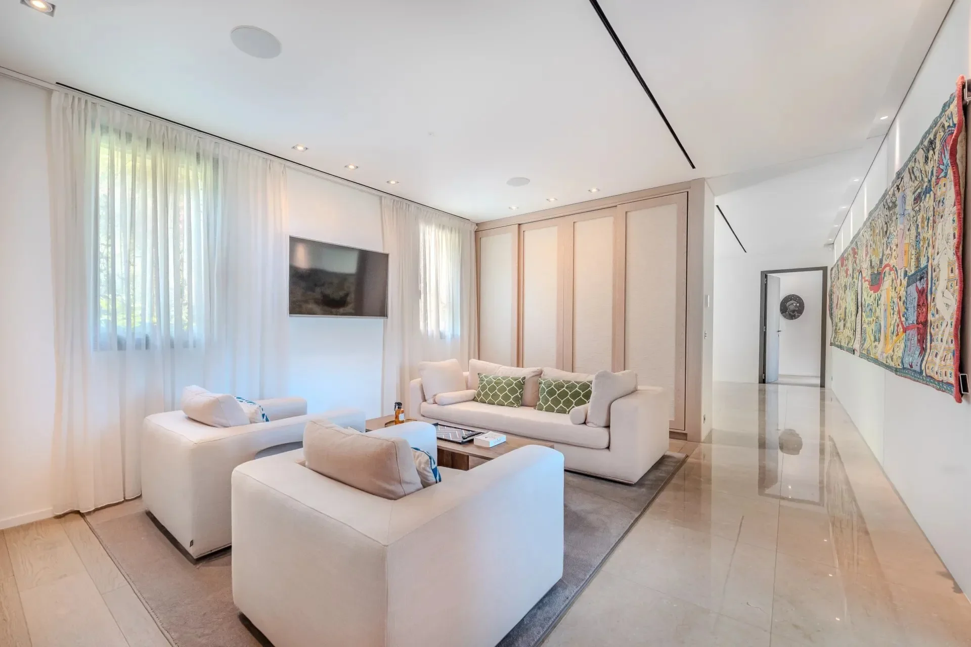 Gallery photo 10