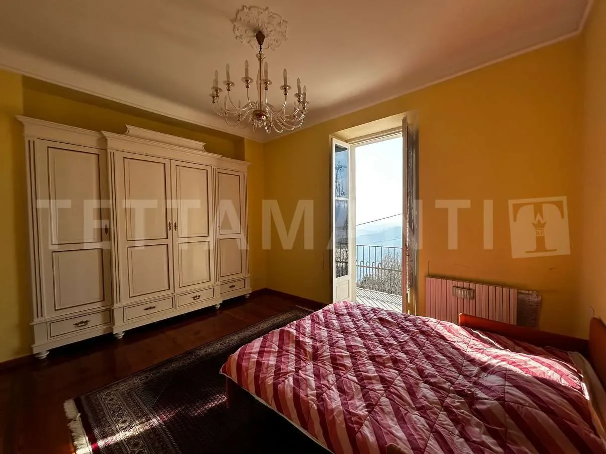 Brunate, Lombardy, Italy. - Photo 18
