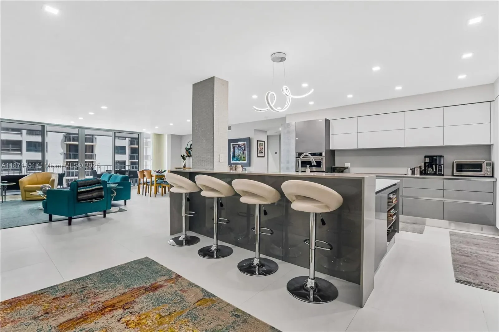 10155 Collins Ave 606, Bal Harbour, Florida, United States. - Photo 12