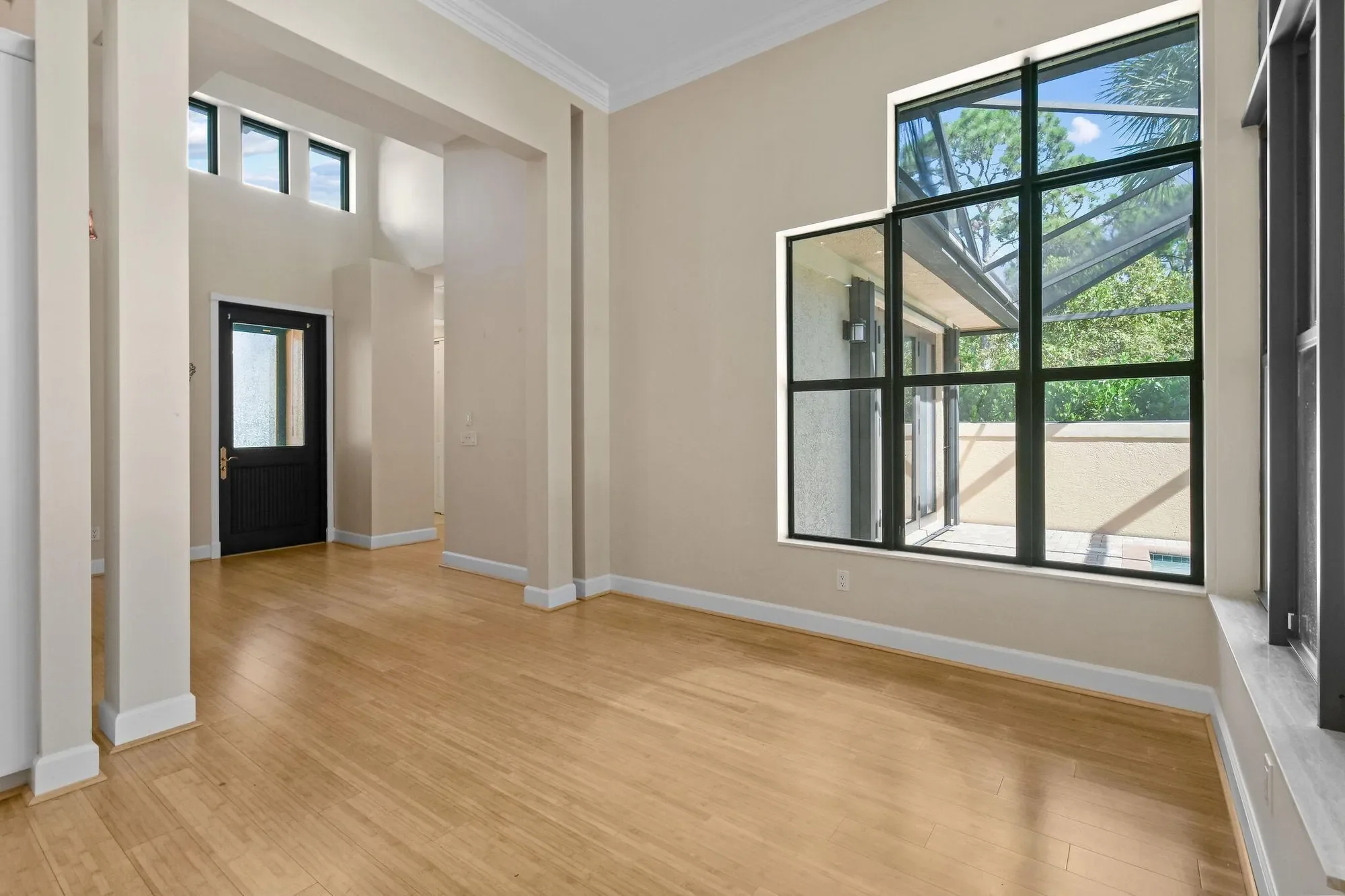 Gallery photo 11