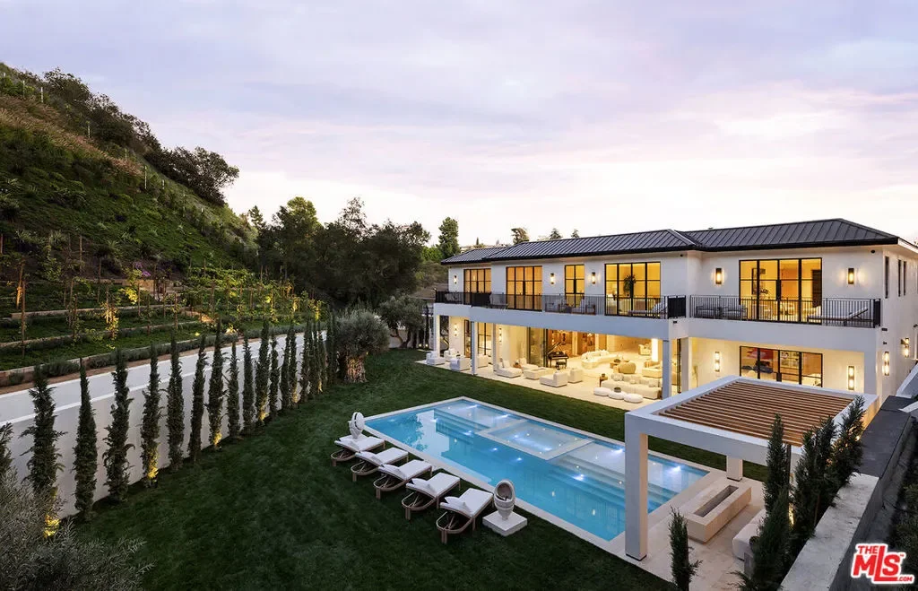1165 Somera Road, Los Angeles, California, United States. - Photo 39