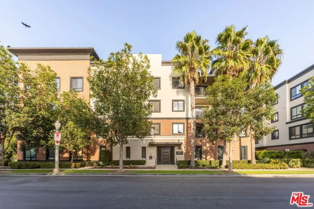 12887 Runway Road 3, Los Angeles, California, United States. - Photo 22