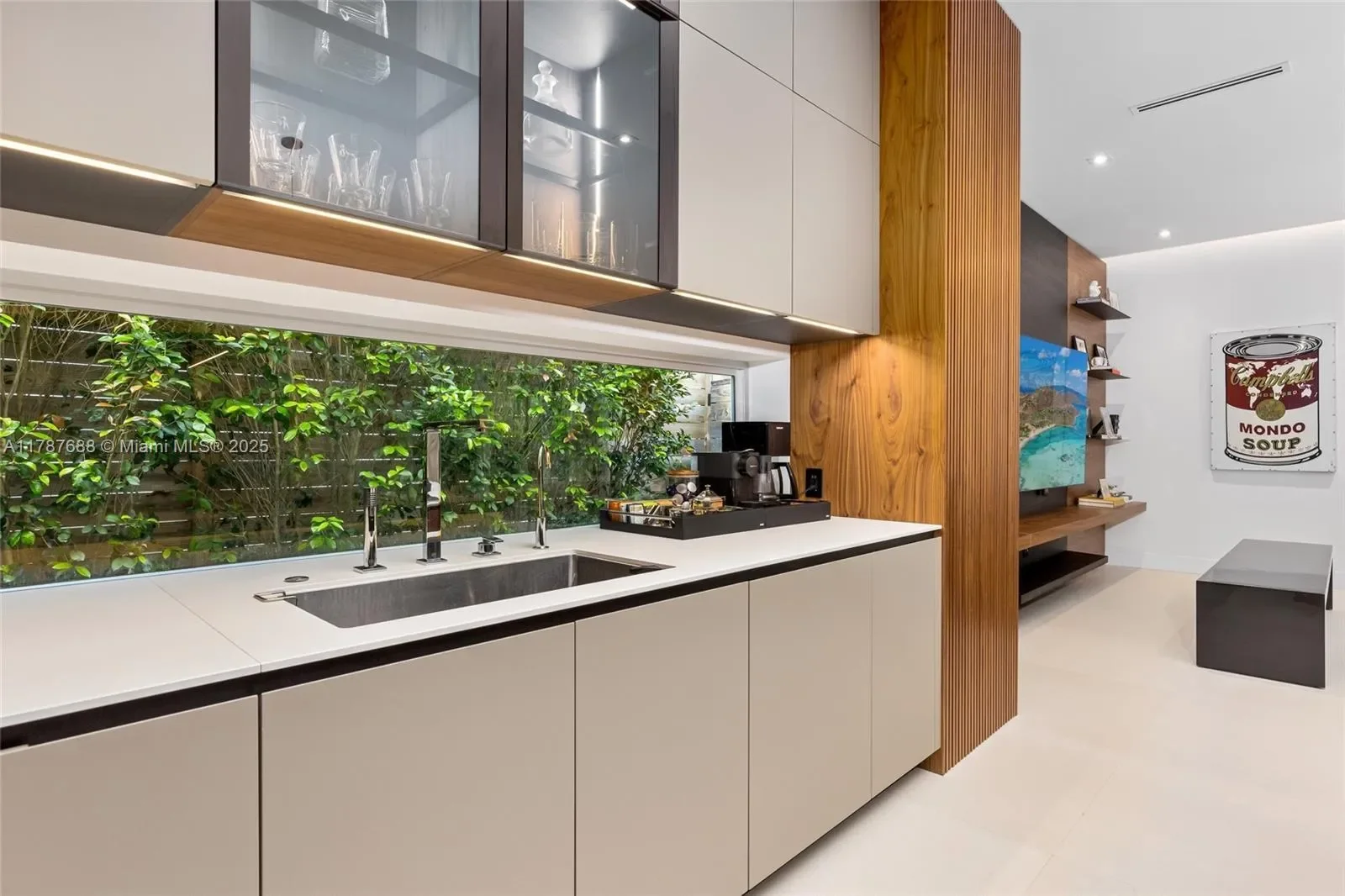 4039 Ventura Ave, Miami, Florida, United States. - Photo 23