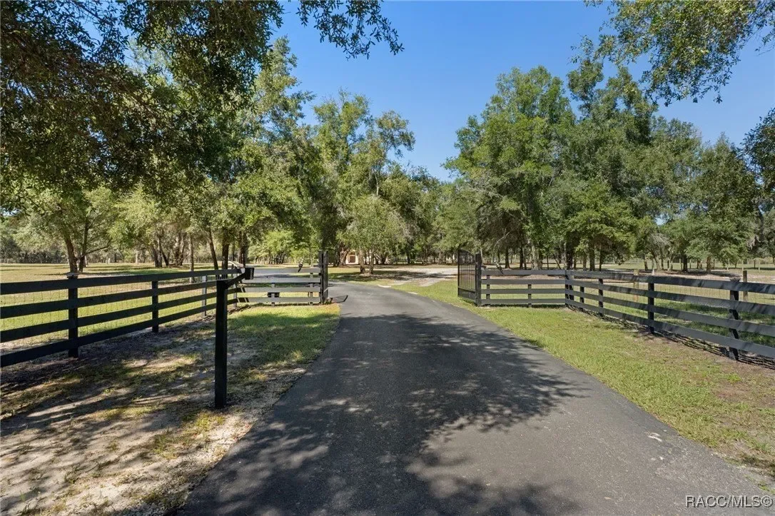 8947 W Basilico Street, Crystal River, FL 34428, Crystal River, Florida, United States. - Photo 2
