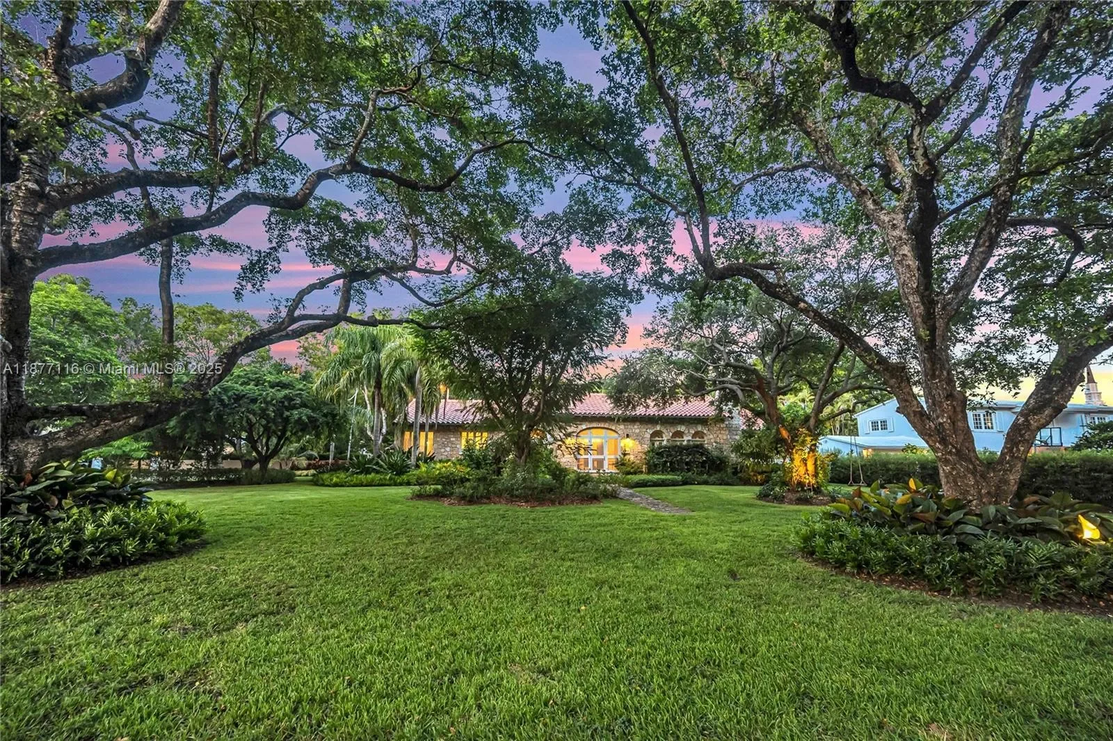 3903 Granada Blvd, Coral Gables, Florida, United States. - Photo 40