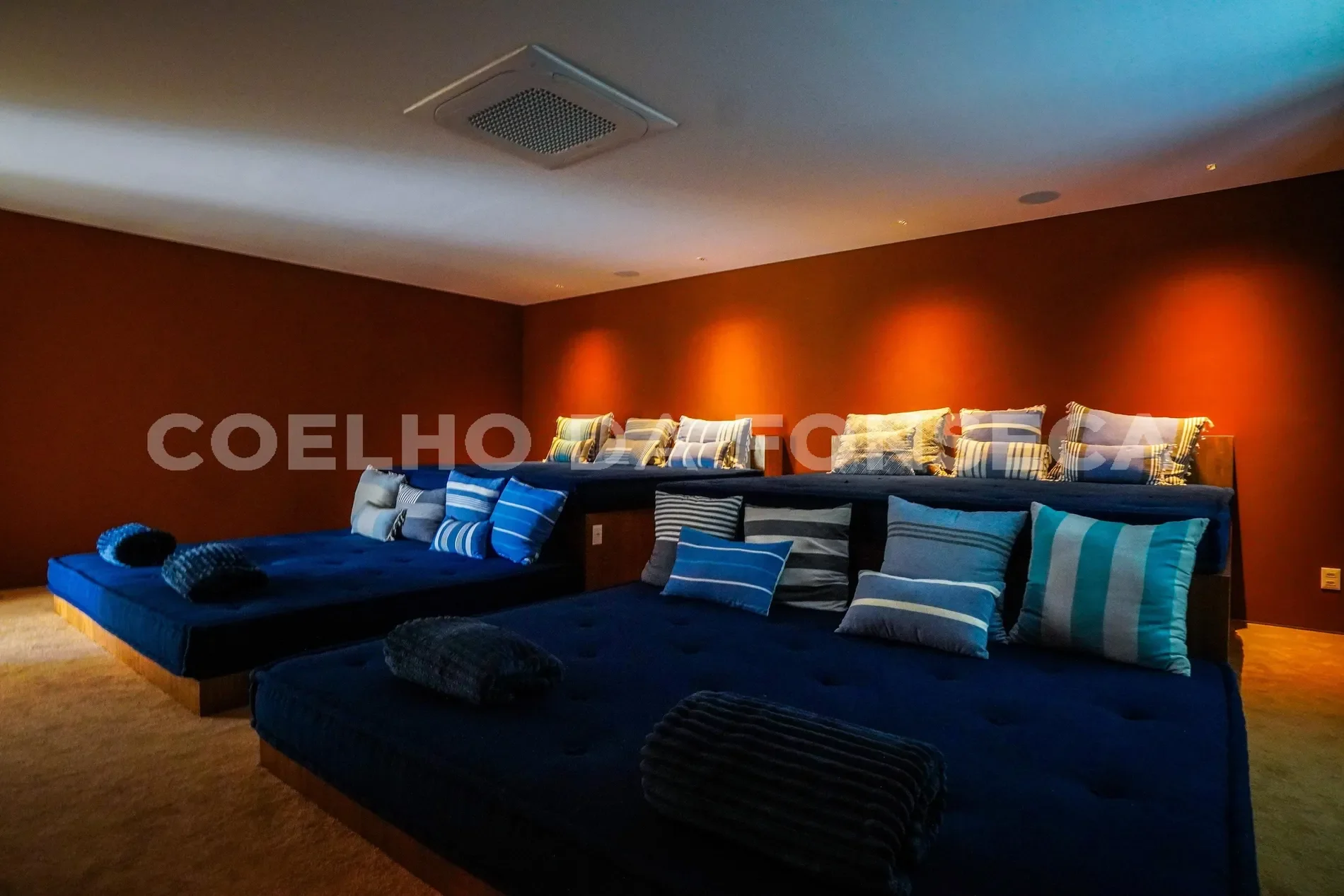 Gallery photo 2