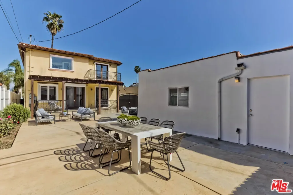 1471 S Crest Drive, Los Angeles, California, United States. - Photo 15