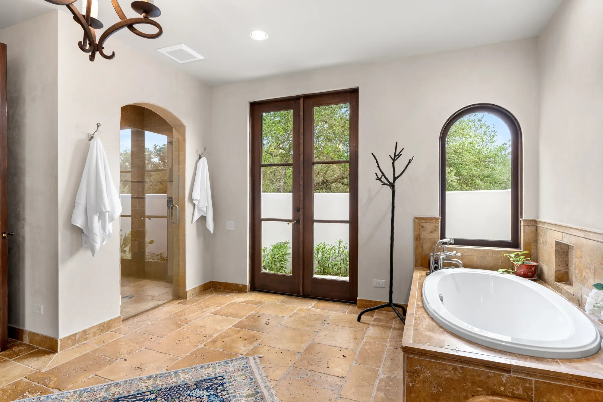 2835 Palomino Springs , Bandera, TX 78003, Bandera, Texas, United States. - Photo 23