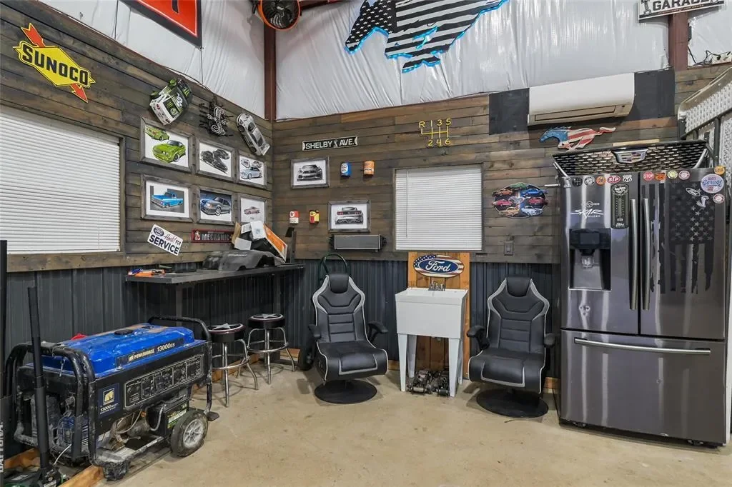1195 Hog Town Road, Collinsville, Texas, United States. - Photo 33