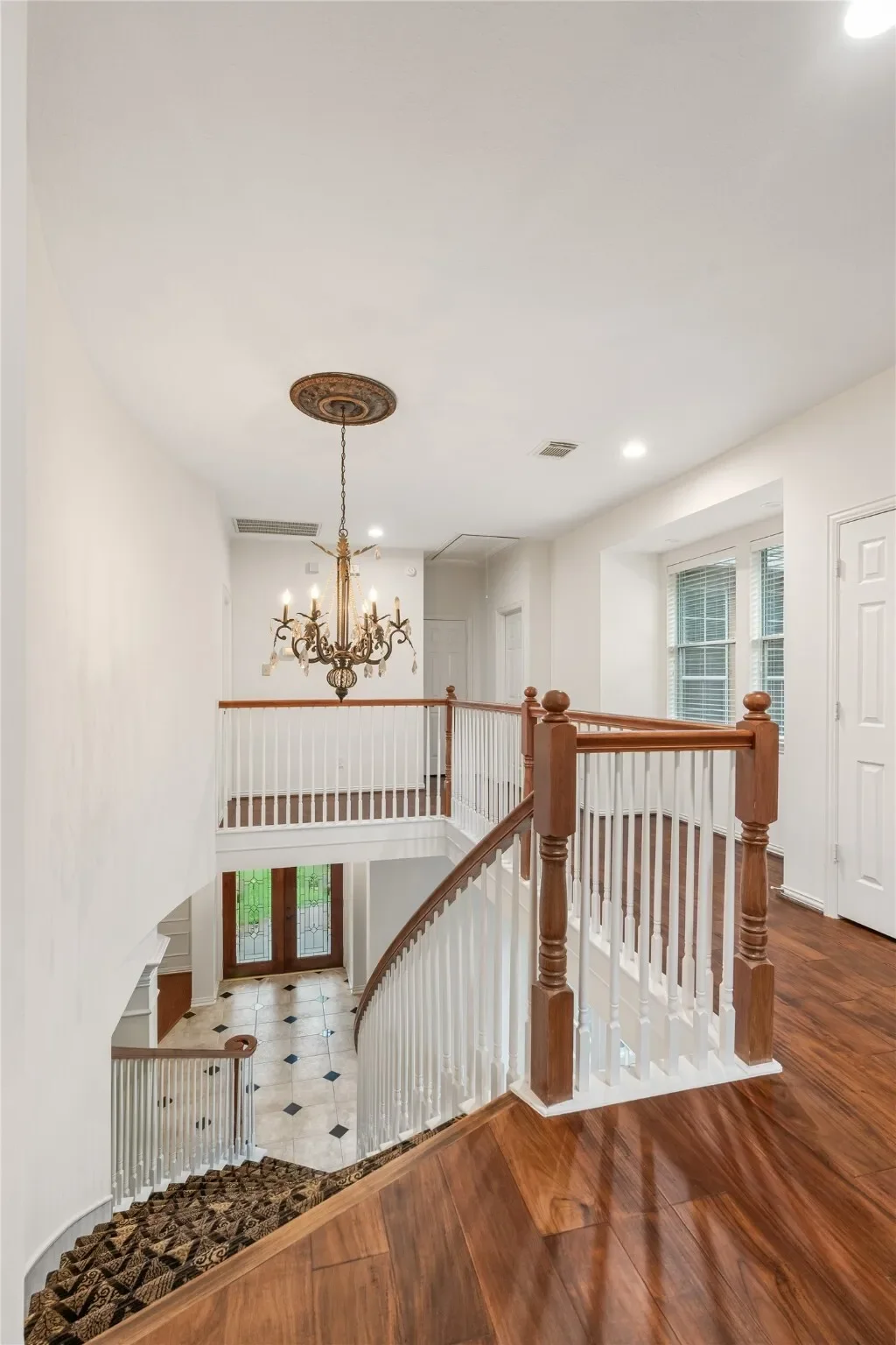 187 E Lansdowne Circle, The Woodlands, TX 77382, The Woodlands, Texas, United States. - Photo 29