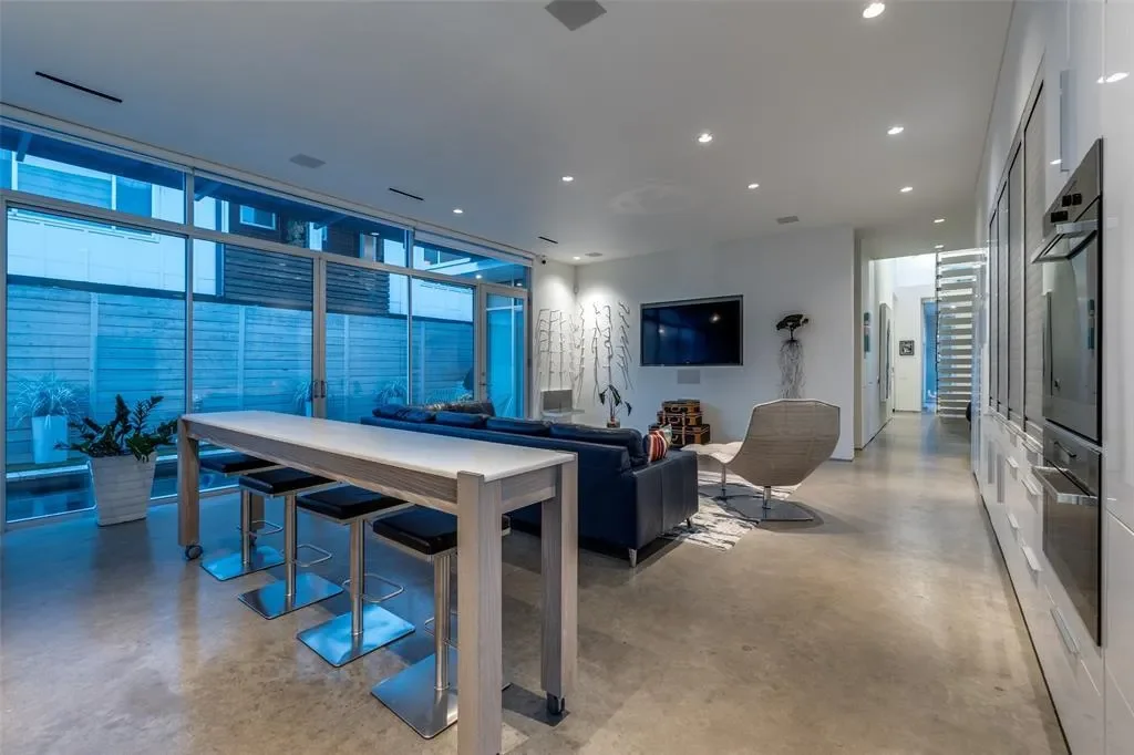 Gallery photo 6