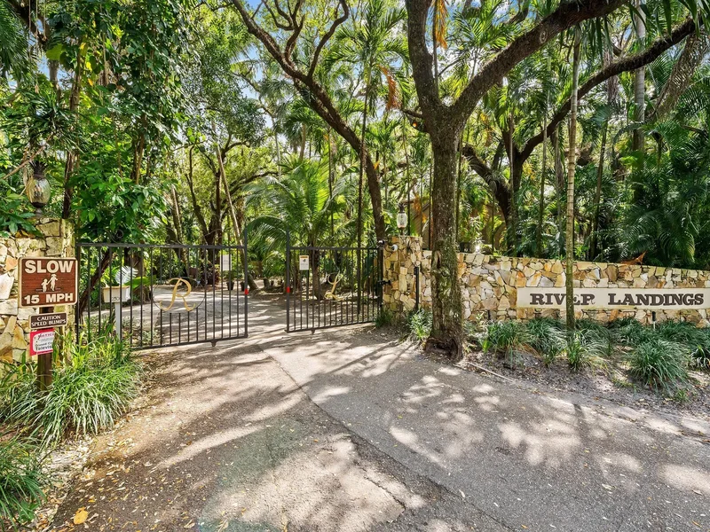 2415 Riverlane Ter, Fort Lauderdale, FL 33312, Fort Lauderdale, Florida, United States. - Photo 35