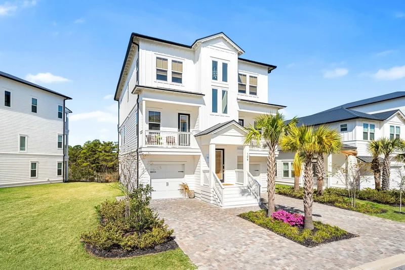 Single Family Residence in Santa Rosa Beach