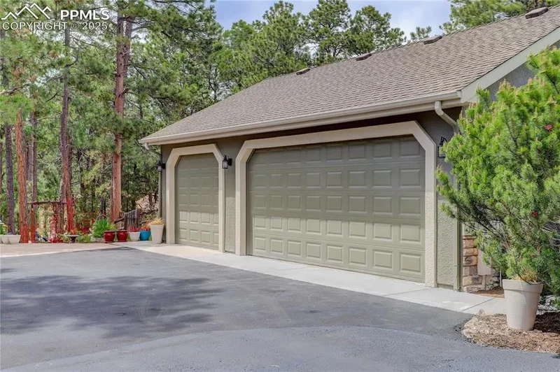 18190 Bakers Farm Road, Colorado Springs, CO 80908, Colorado Springs, Colorado, United States. - Photo 35