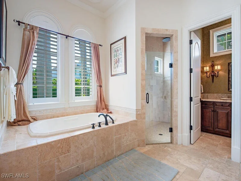 155 20th Avenue S, Naples, Florida, United States. - Photo 3