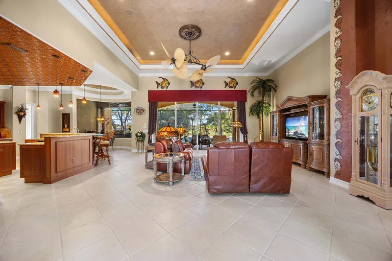 9034 Shenendoah Circle, Naples, FL 34113, Naples, Florida, United States. - Photo 2