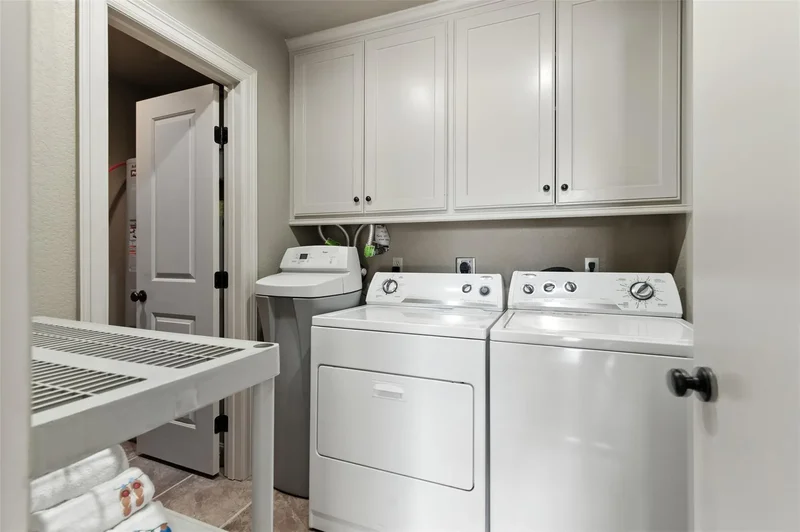 605 Riviera Drive, Canyon Lake, Texas, United States. - Photo 3
