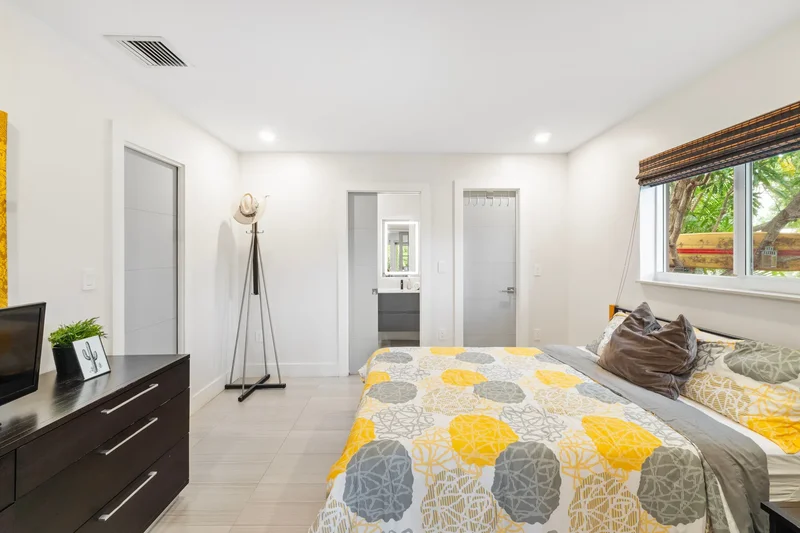 3460 NE 17th Way , Oakland Park, FL 33334, Oakland Park, Florida, United States. - Photo 19