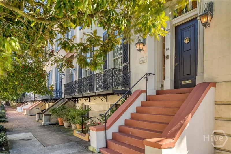 25 W Perry Street, Savannah, Georgia, United States. - Photo 9