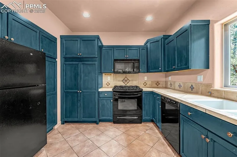 9890 Hardy Road, Colorado Springs, CO 80908, Colorado Springs, Colorado, United States. - Photo 10