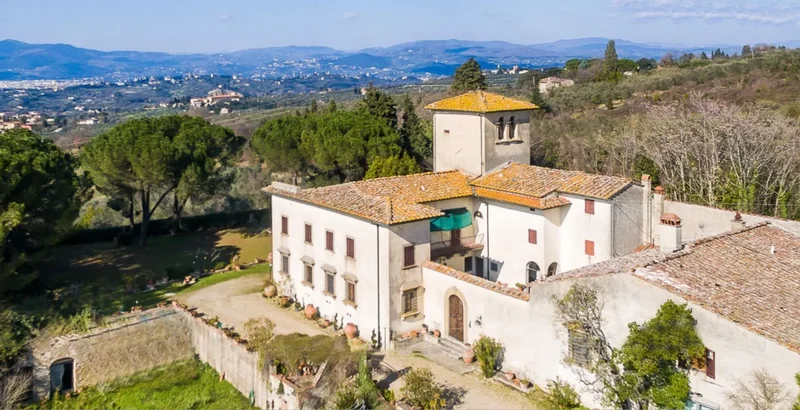 Restored Luxury villa for sale in Impruneta