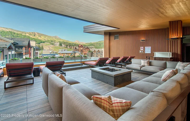 77 Wood Road 303, Aspen, Colorado, United States. - Photo 41