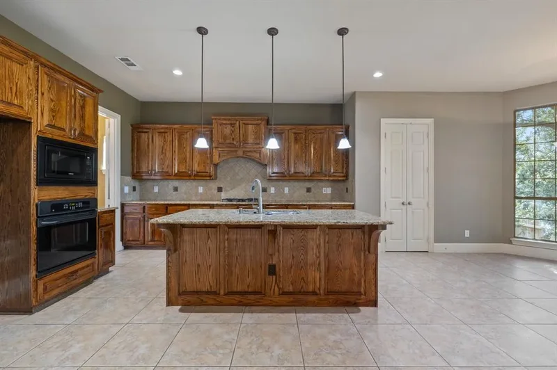 928 Homestead Drive, Keller, Texas, United States. - Photo 8