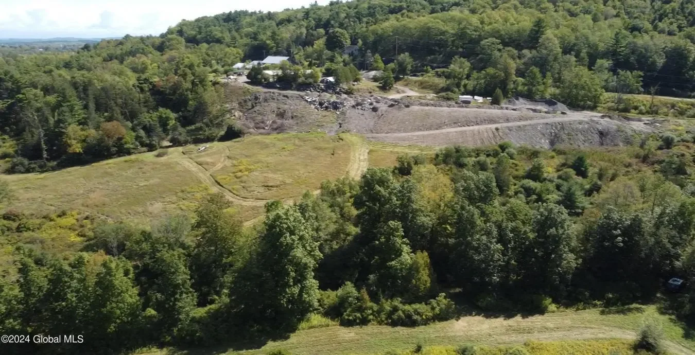 729 State Route 9N, Ticonderoga, New York, United States. - Photo 17